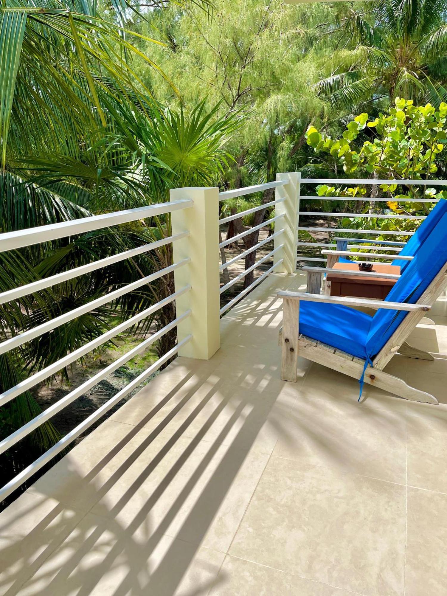 Caribbean Sunrise Villa Caye Caulker Exterior foto